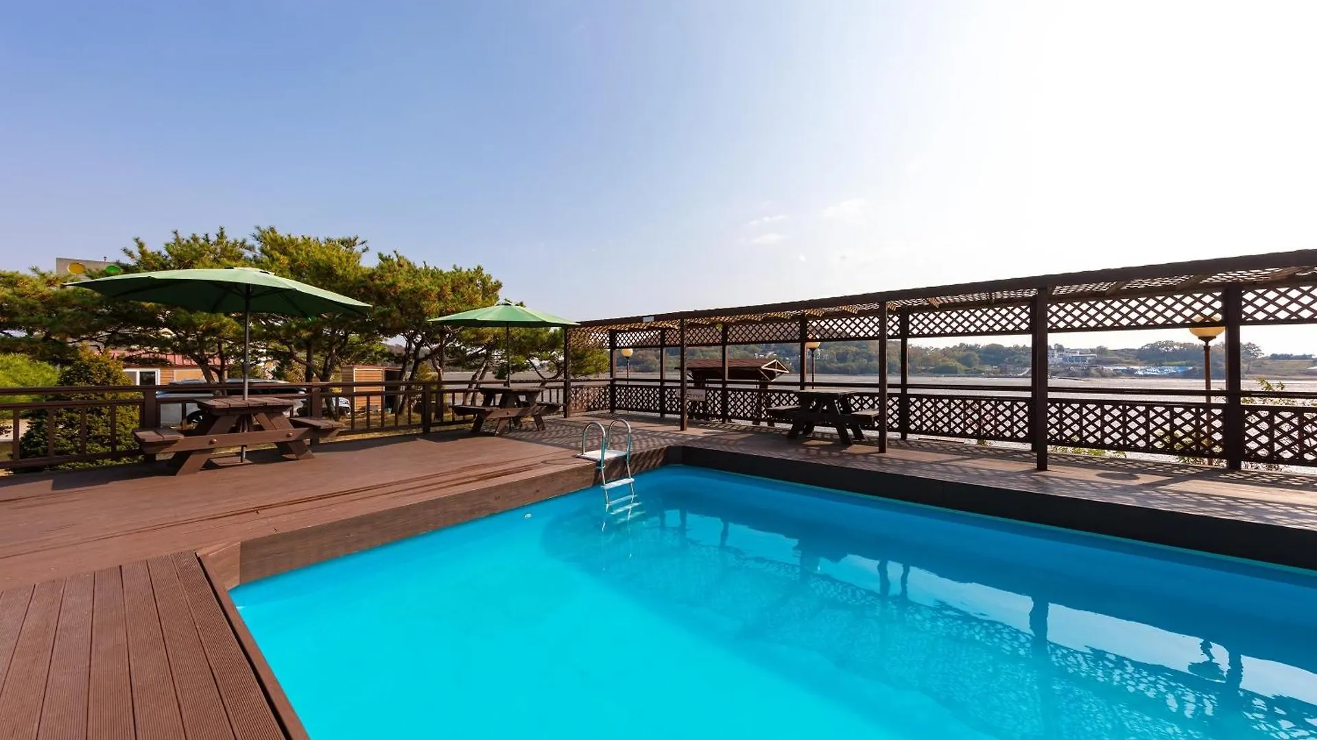 Ganghwa Granblue Pension 3*,  South Korea