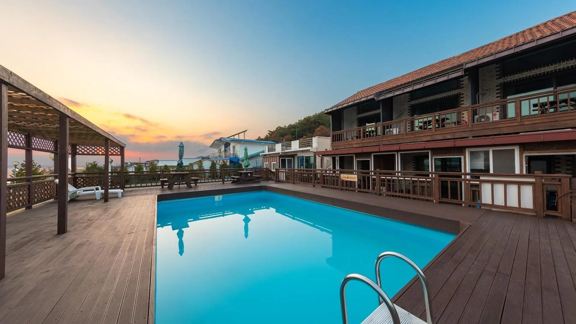 Ganghwa Granblue Pension ゲストハウス