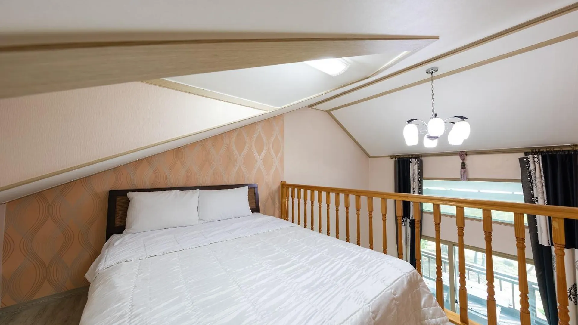 강화 그랑블루펜션 게스트하우스