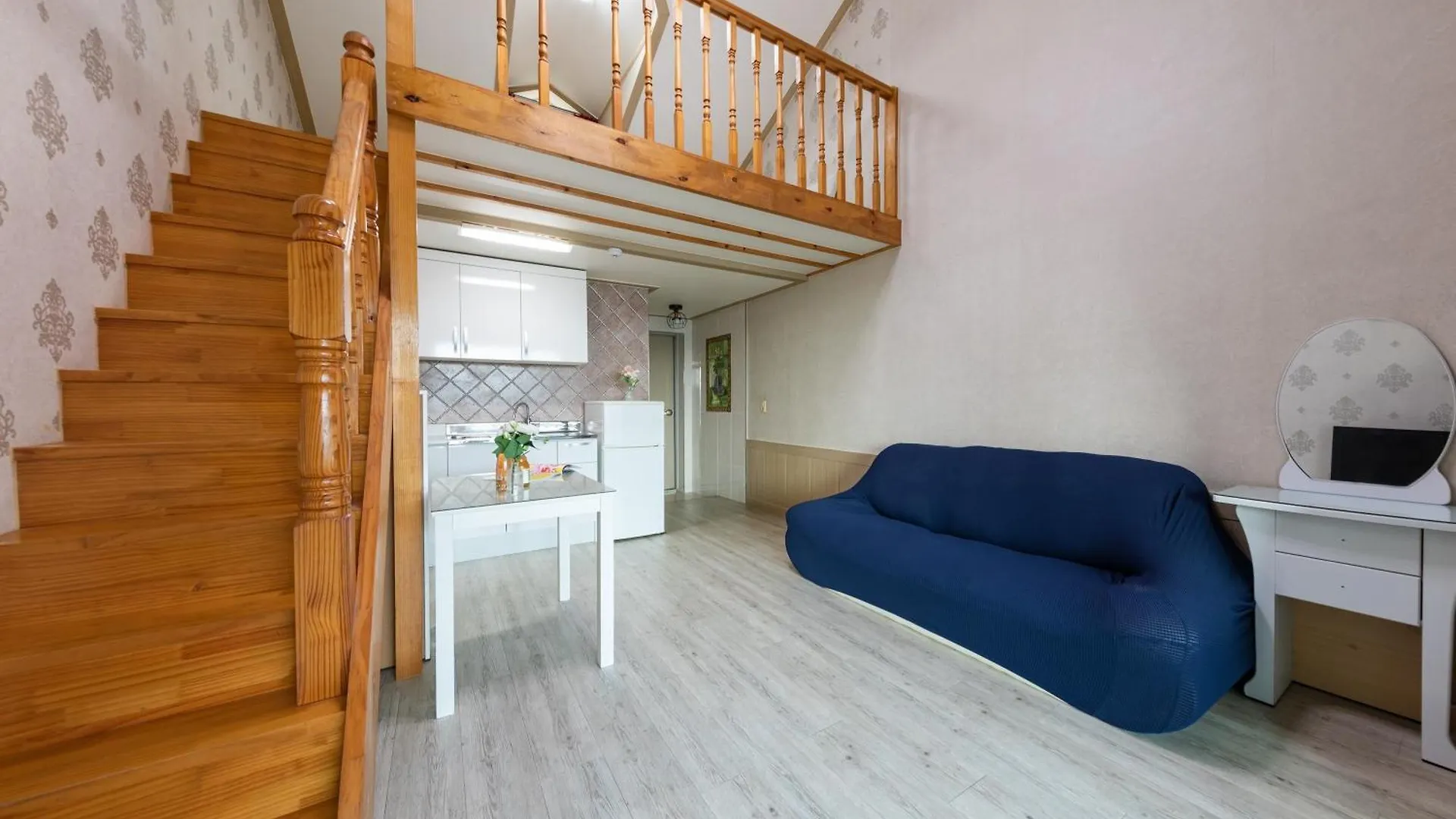 강화 그랑블루펜션 게스트하우스